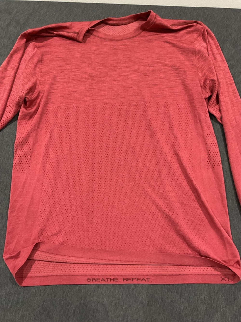 Lululemon Men's Corel Long Sleeve Metal Vent Breathe shirt